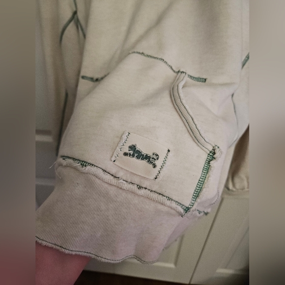 Le Tigre Cream and Green Sweater XL - Picture 2 of 5